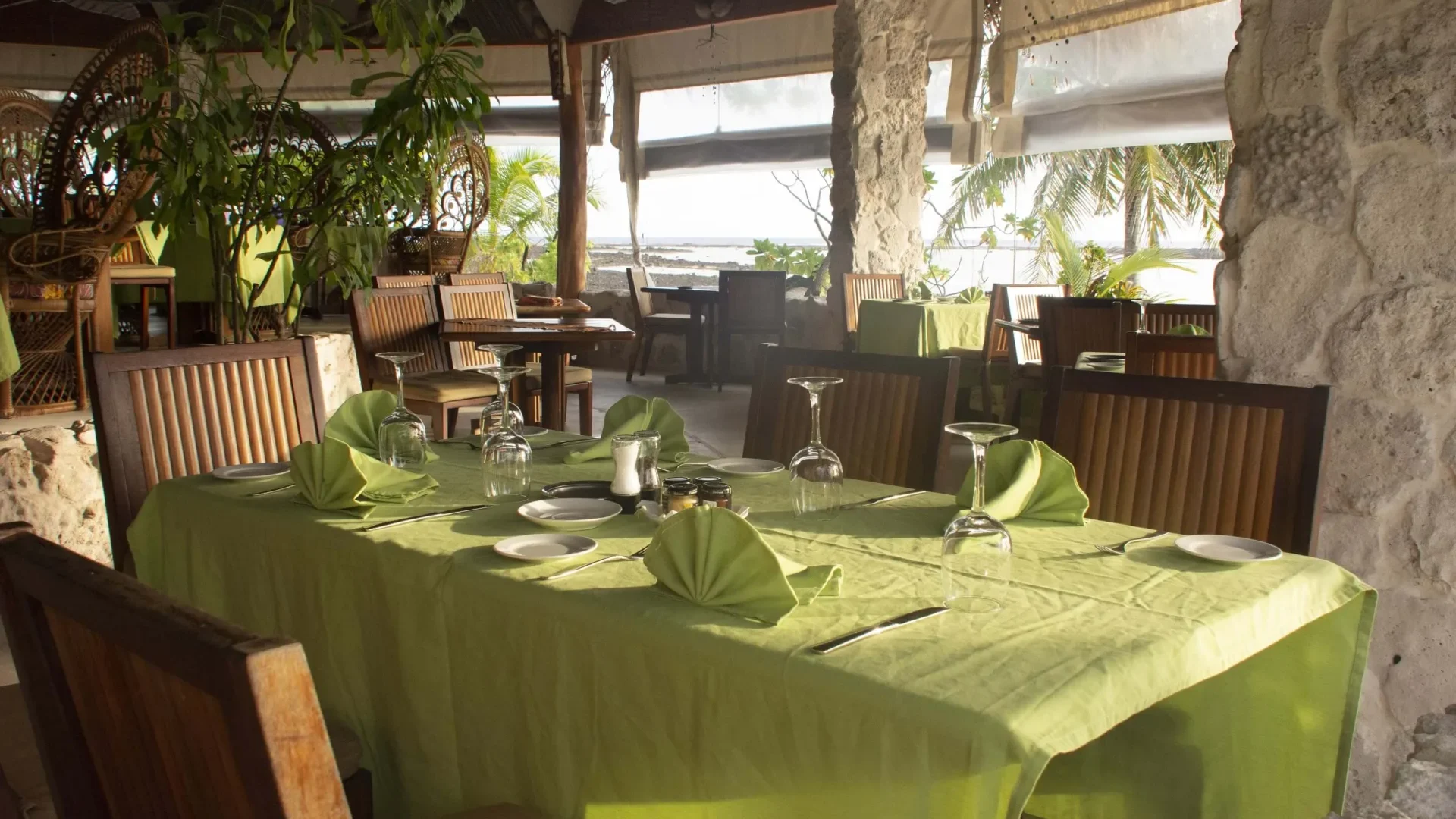 Restaurant in Tikehau ©Teriitua Maoni