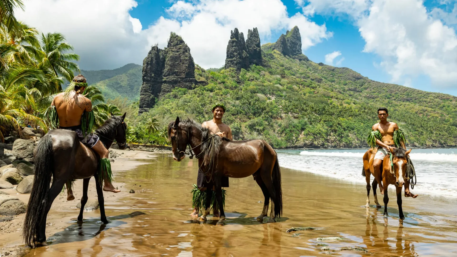 Horses in Nuku Hiva © Grégoire Le Bacon