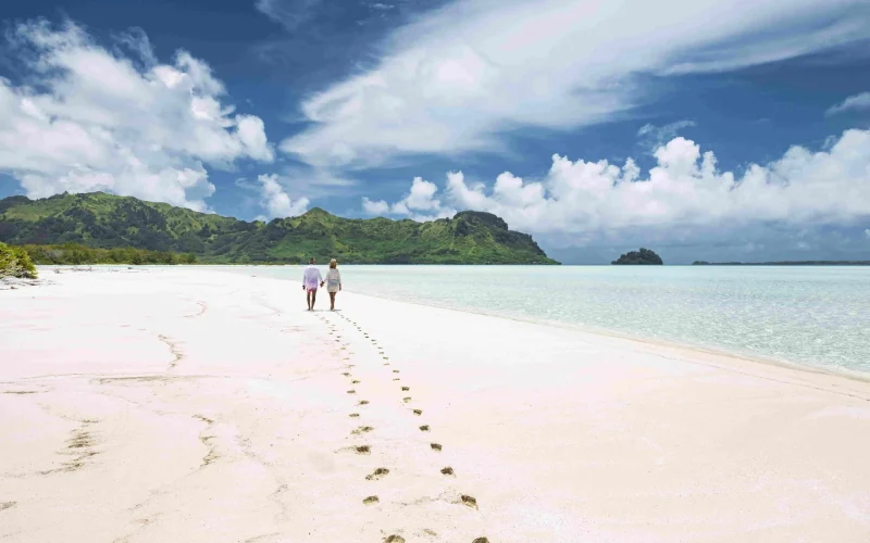 Raivavae beach©_Grégoire Le Bacon