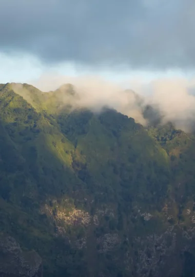 Vue sur une vallée de Hiva Oa